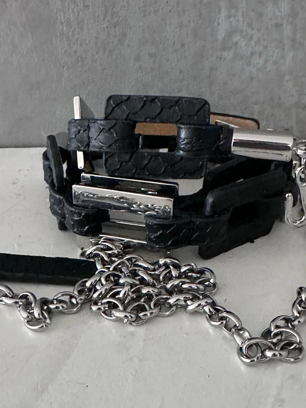 LEATHER & MEATAL CHAIN LINK BELT BLACK ADJUSTABLE